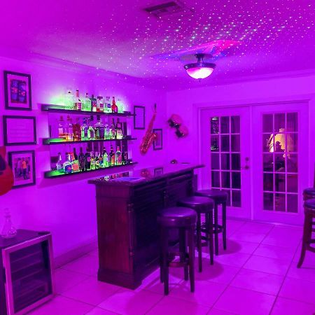 Friendly Family House Apartment Doral Exterior photo